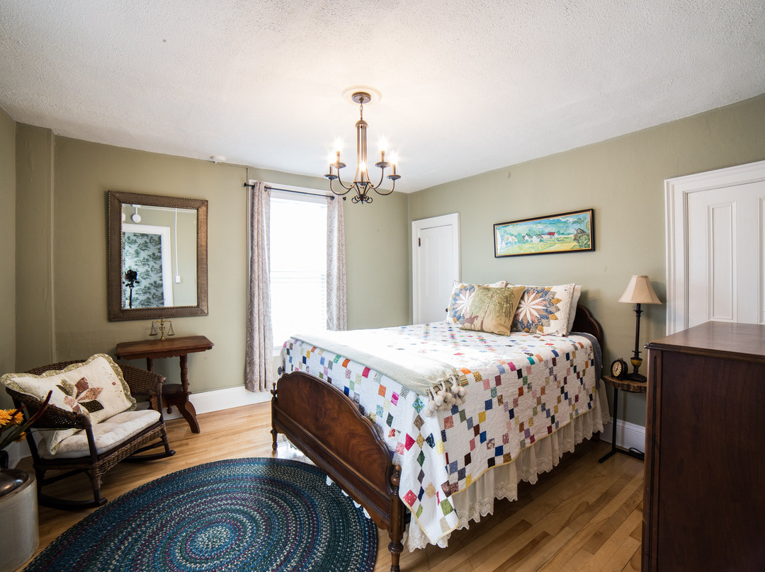 Judge's Quarters Bed and Breakfast主图