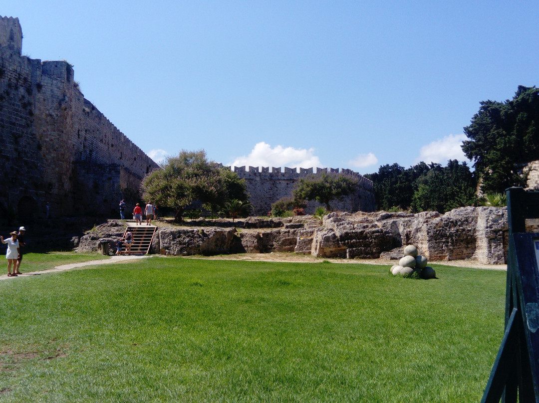 Summer Dream Hotel主图