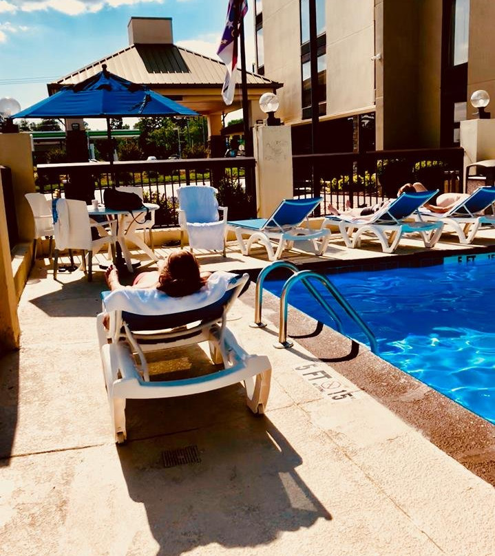 Comfort Inn & Suites Durham Near Duke University主图