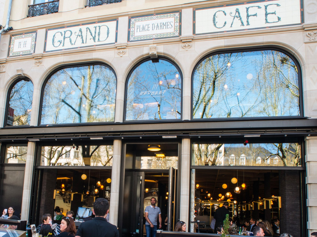 Le Grand Café by RedBeef