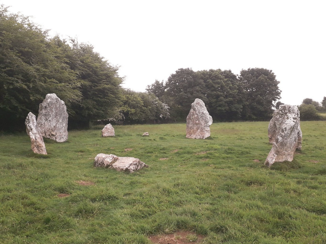 Duloe Stone Circle-Duloe必去景点