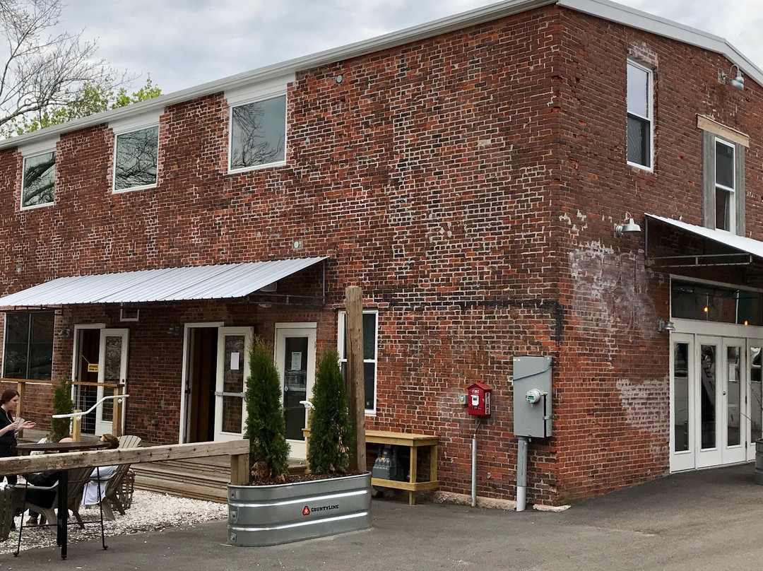 The Shallows Kitchen & Bar