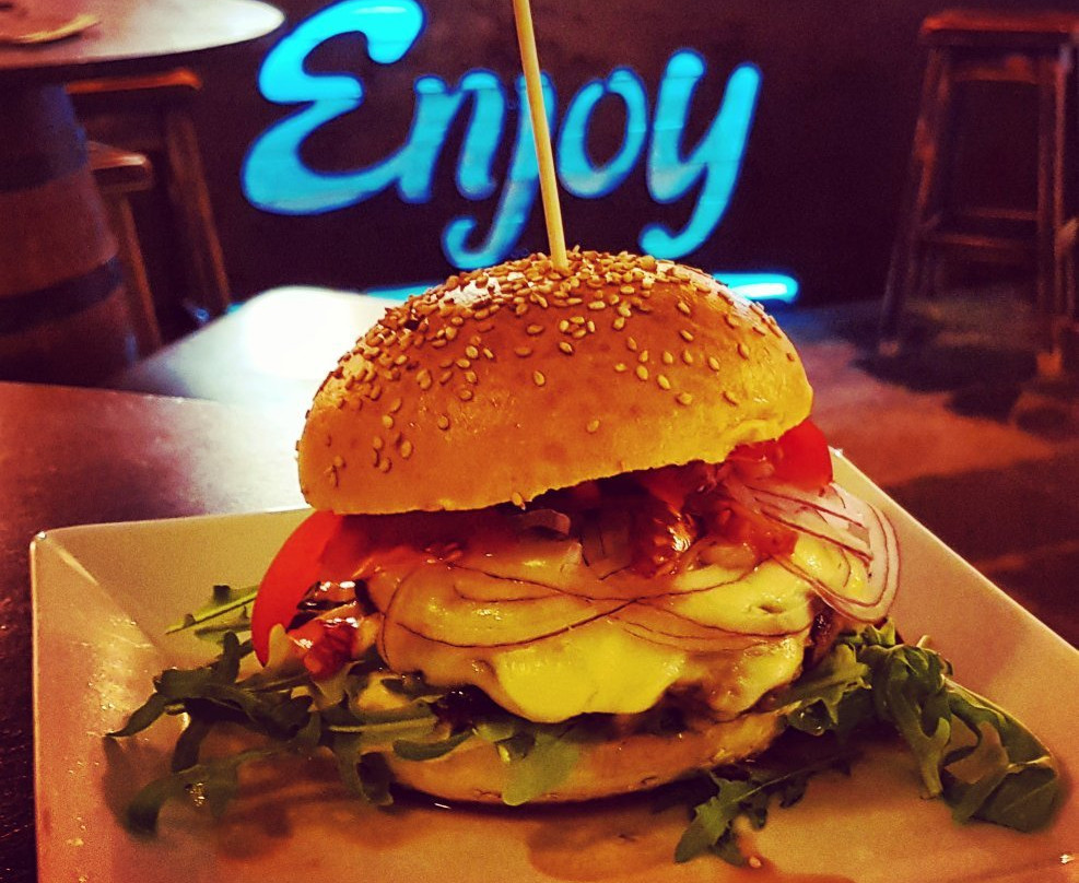 Enjoy Burger House