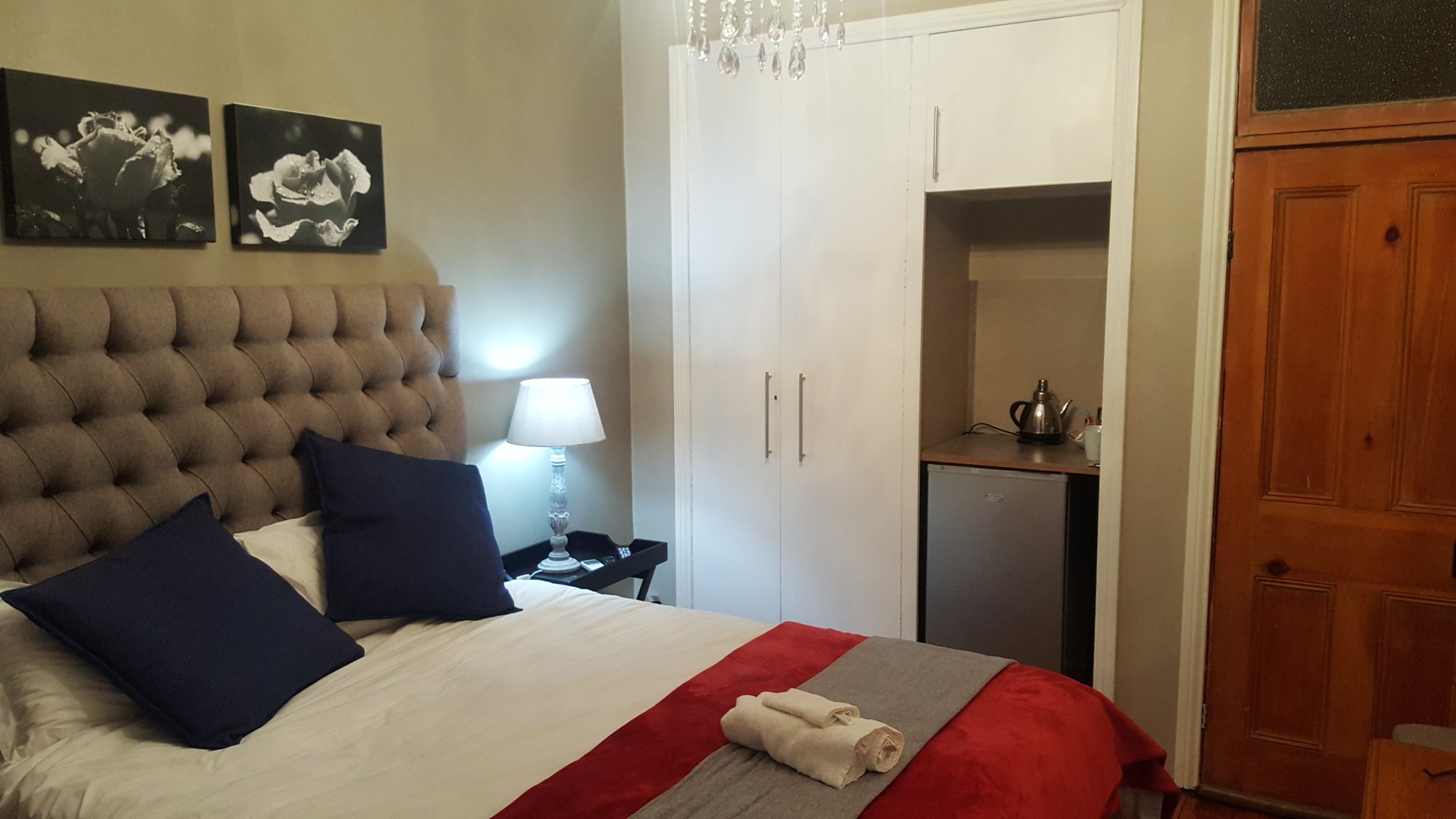 Bellevue Manor Guest House-官方
