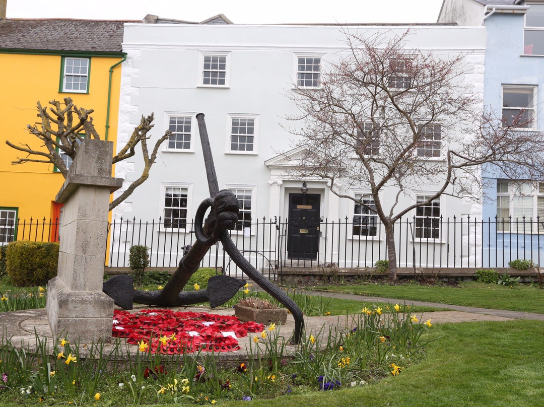 Monmouth House Apartments