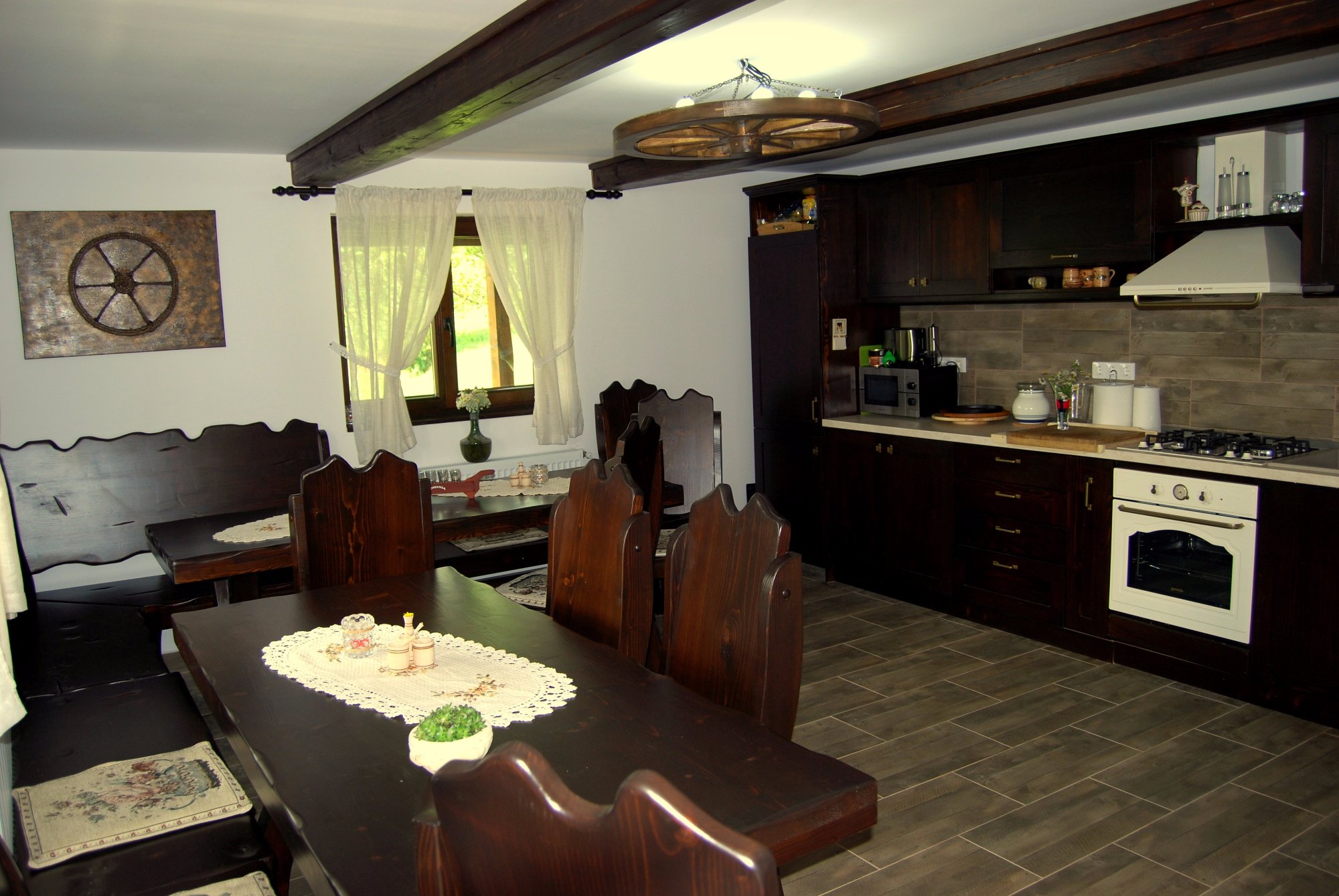 Pensiunea La Casa Maramureseana-餐饮