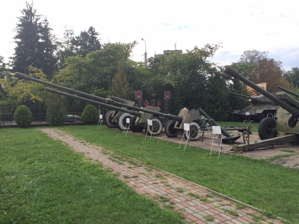 Volynskiy Regional Museum Ukrainian Military Equipment景点图片