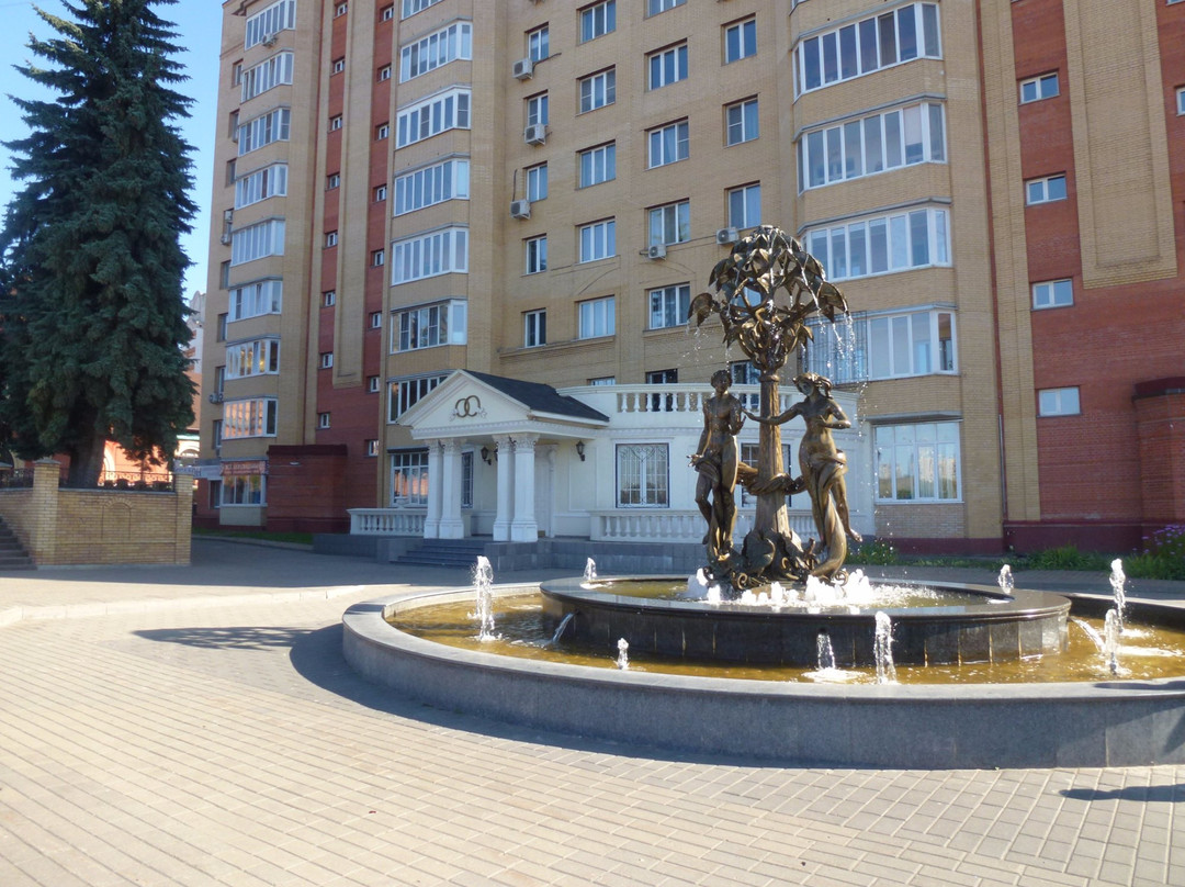 Fountain "Adam and Eve"景点图片