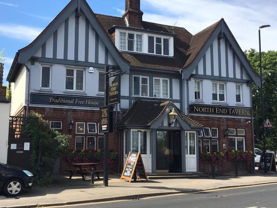 Worcester Park餐馆和美食-The north end tavern