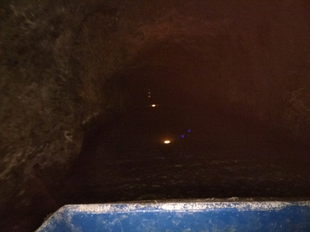 Podziemny splyw lodzią w Kopalni Zlota景点图片