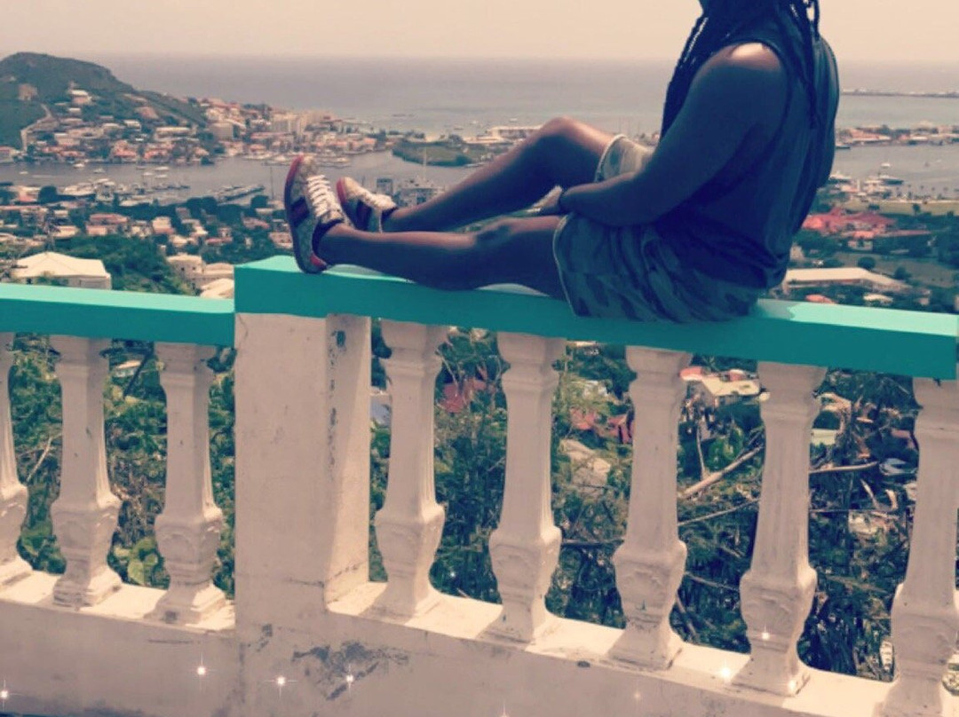 Tony Taxi and Tours-菲利普斯堡必去景点