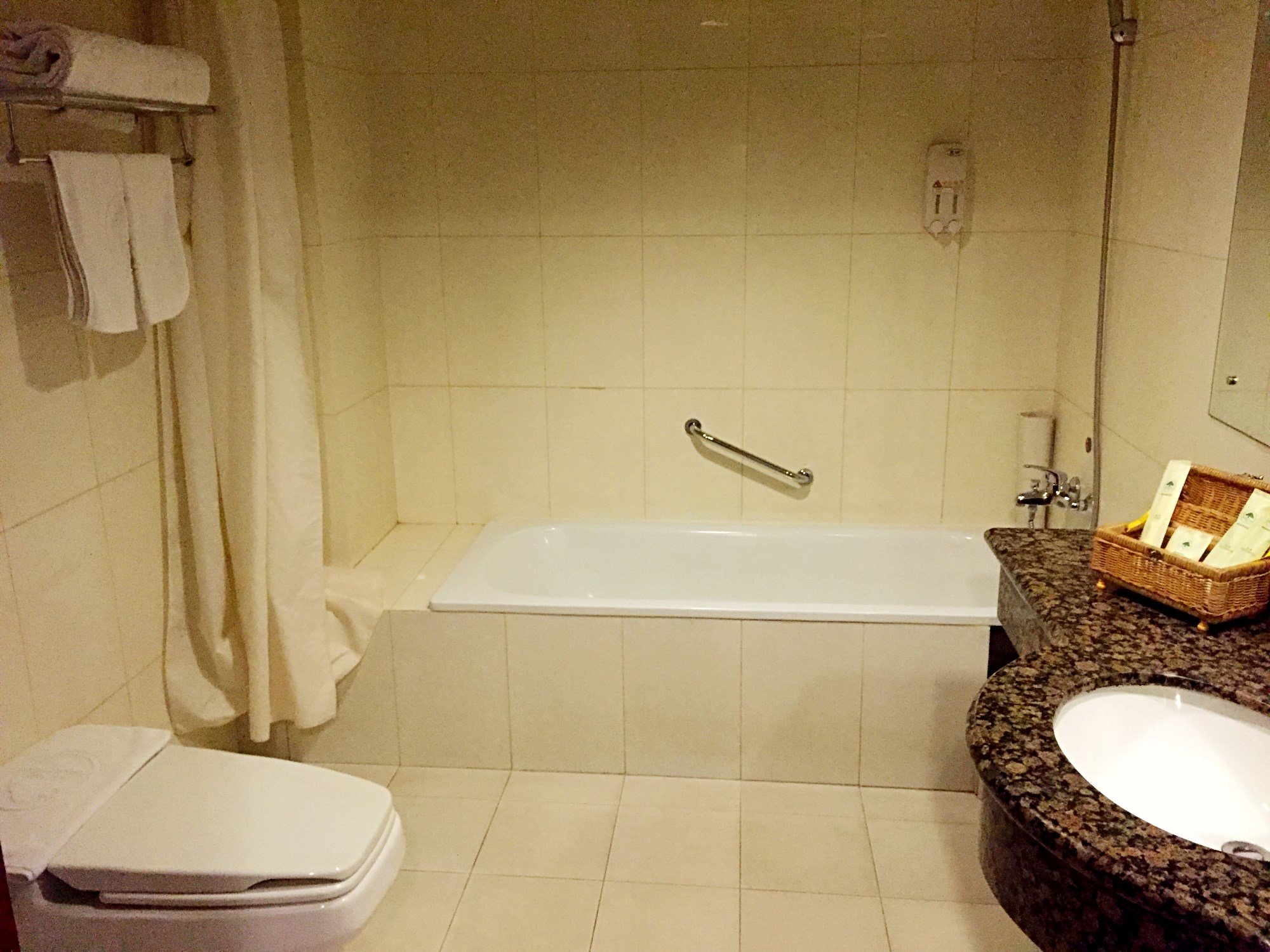 格林豪泰北京清河桥商务酒店-浴室