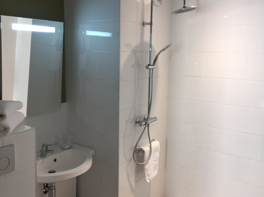 甜蜜的家酒店主图