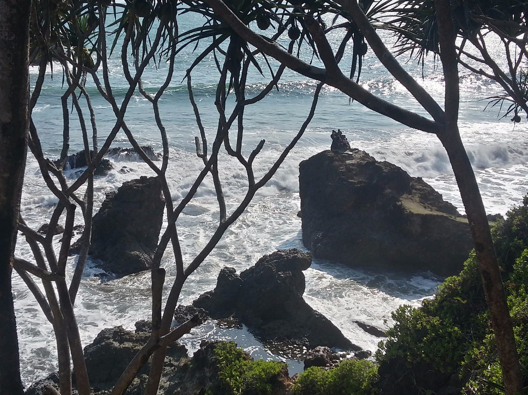 Karang Tawulan Beach-Tasikmalaya必去景点