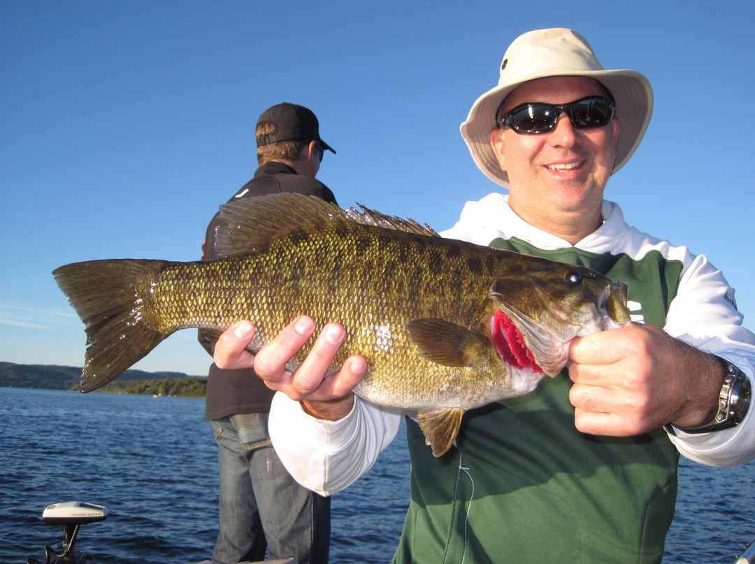 Fishing Guide - Hugues Sébire景点图片