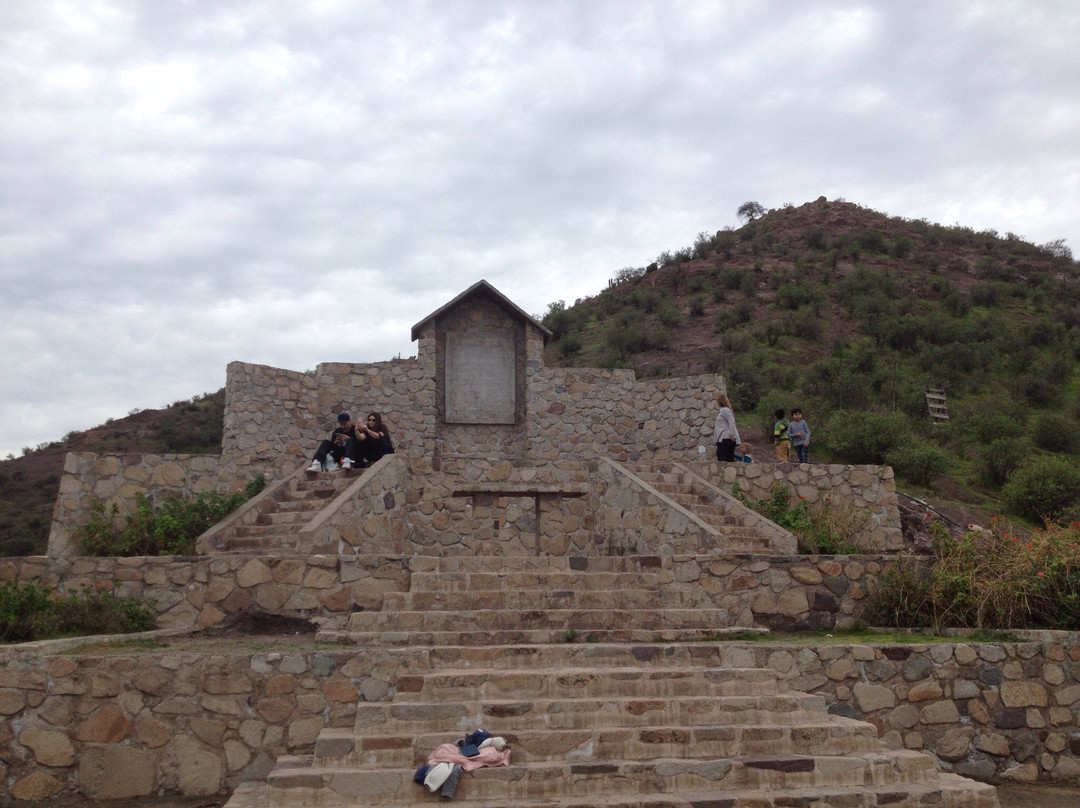 Rinconada de Silva, Cristo de Madera-San Felipe必去景点