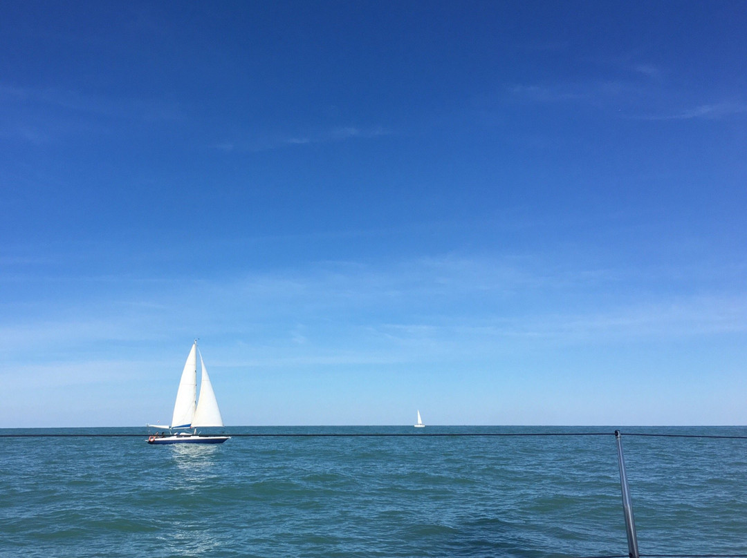 Excalibur Sailing-里米尼必去景点