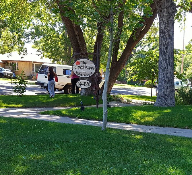 Rusted Poppy Inn-浴室