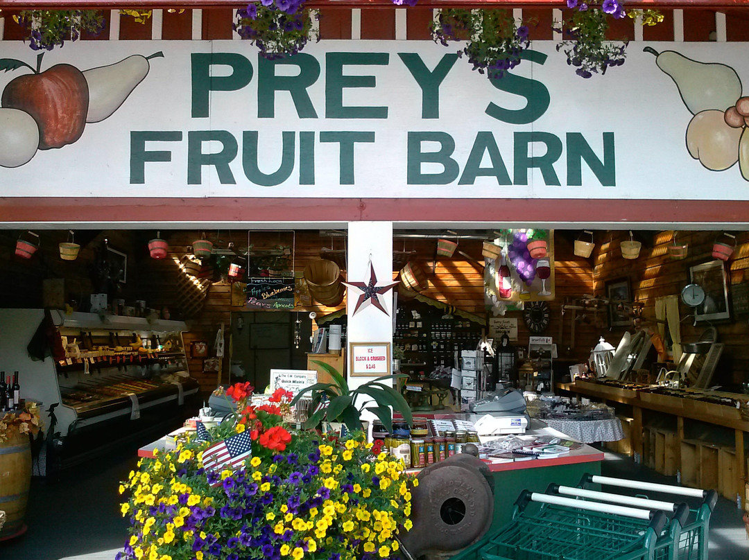 Prey's Fruit Barn景点图片