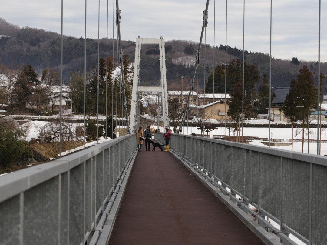 Fureai Bridge景点图片