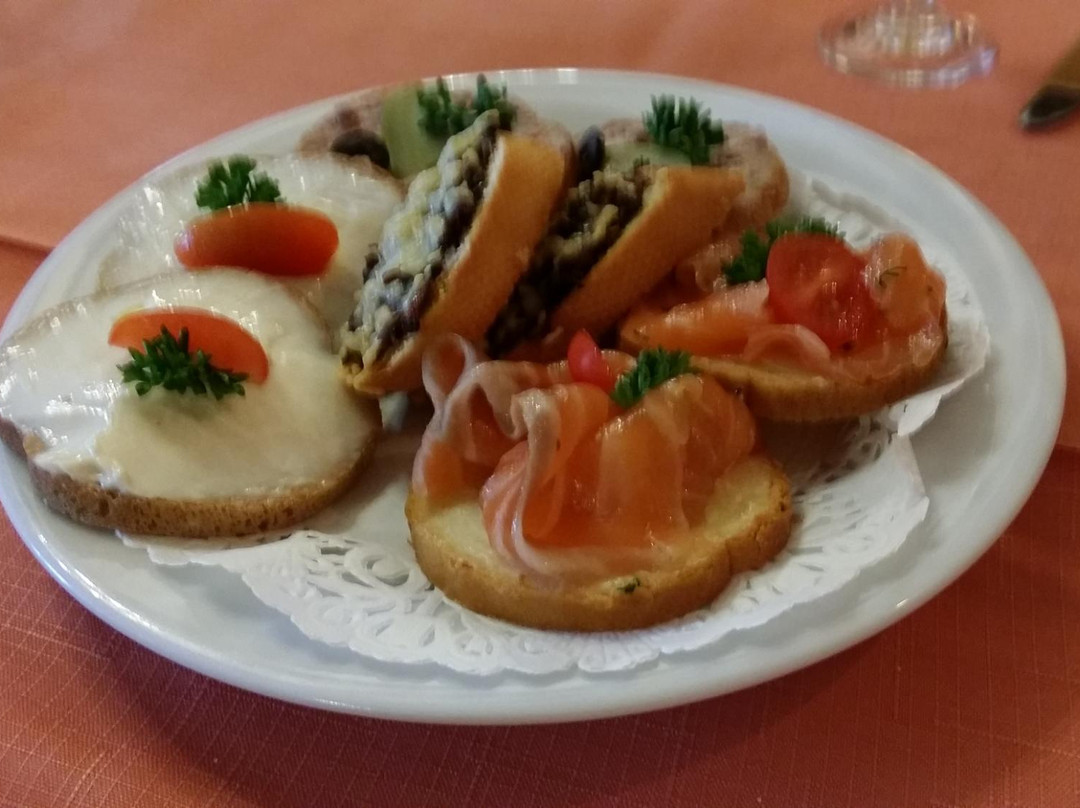 Engenville餐馆和美食-Le Relais de La Poste
