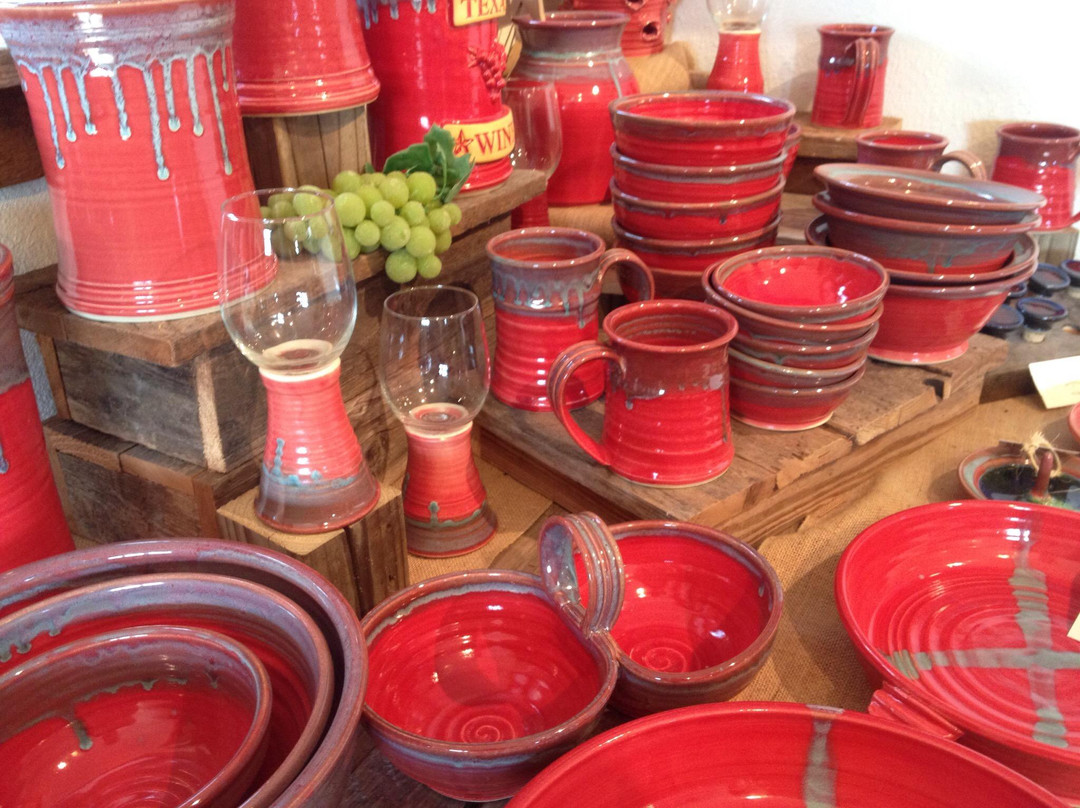 Hill Country Pottery-Comfort必去景点