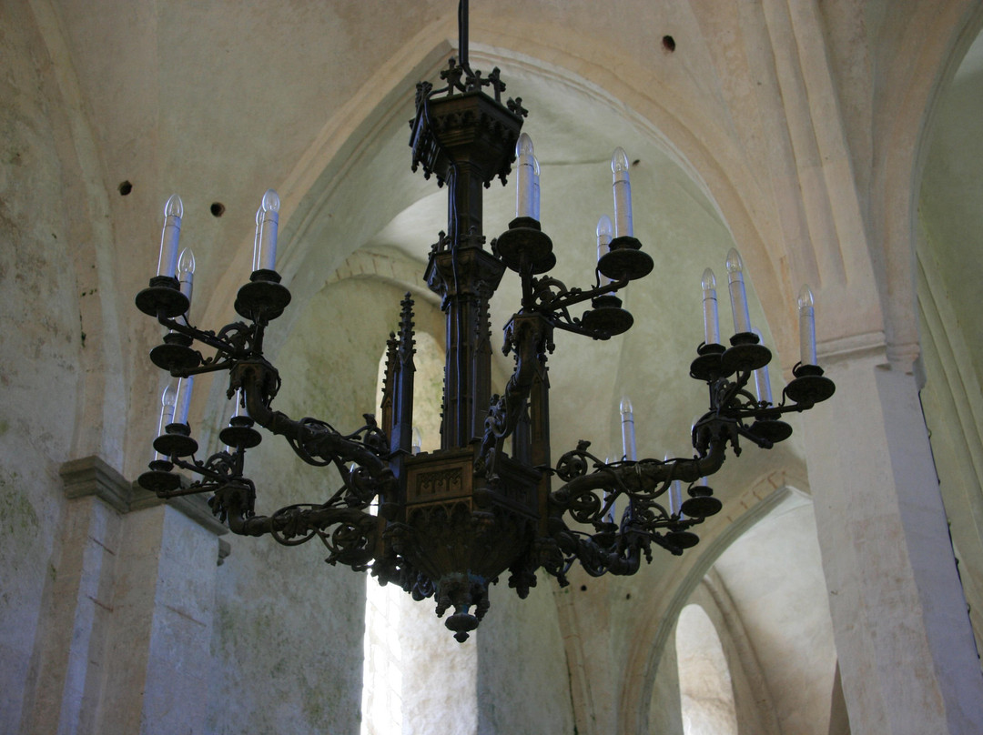 Kaarma Church of Saints Peter and Paul景点图片