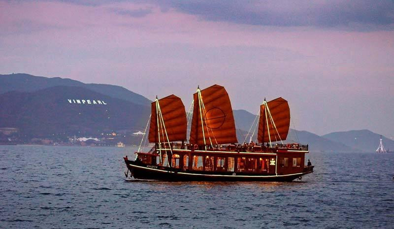 芽庄帝王号豪华邮轮之旅-芽庄必去景点