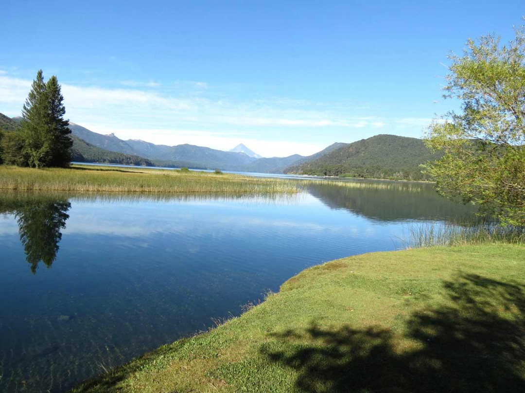 Lago Quillen景点图片