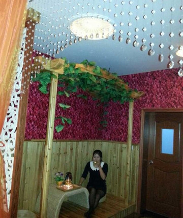 浪漫满屋主题旅馆主图