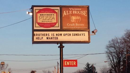 Fowler餐馆和美食-Brother's Pizza Vienna