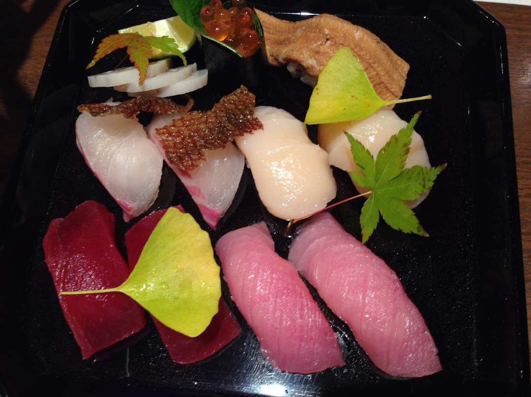酒蔵通り 煉瓦館 花さかり