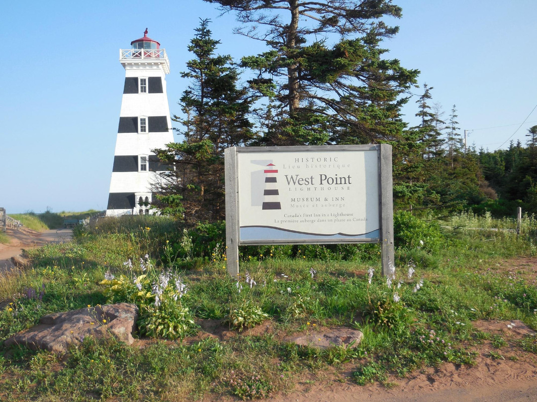 Cedar Dunes Provincial Park-West Point必去景点