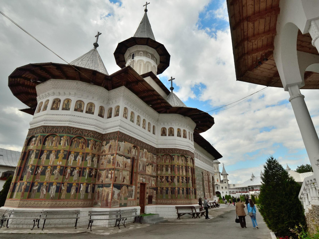 The Holy Cross Monastery景点图片