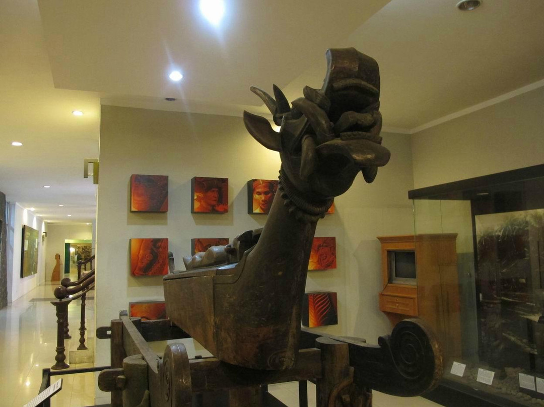 Museum Gedung Arca (Museum Negeri Provinsi Sumatra Utara)-棉兰必去景点