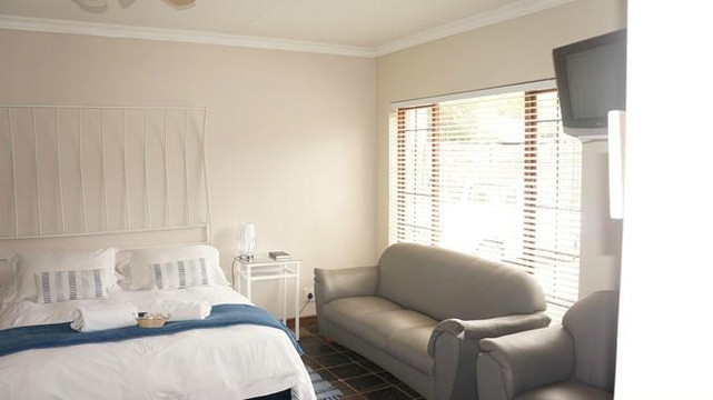 Travellers Nest Guesthouse & Conference Centre主图