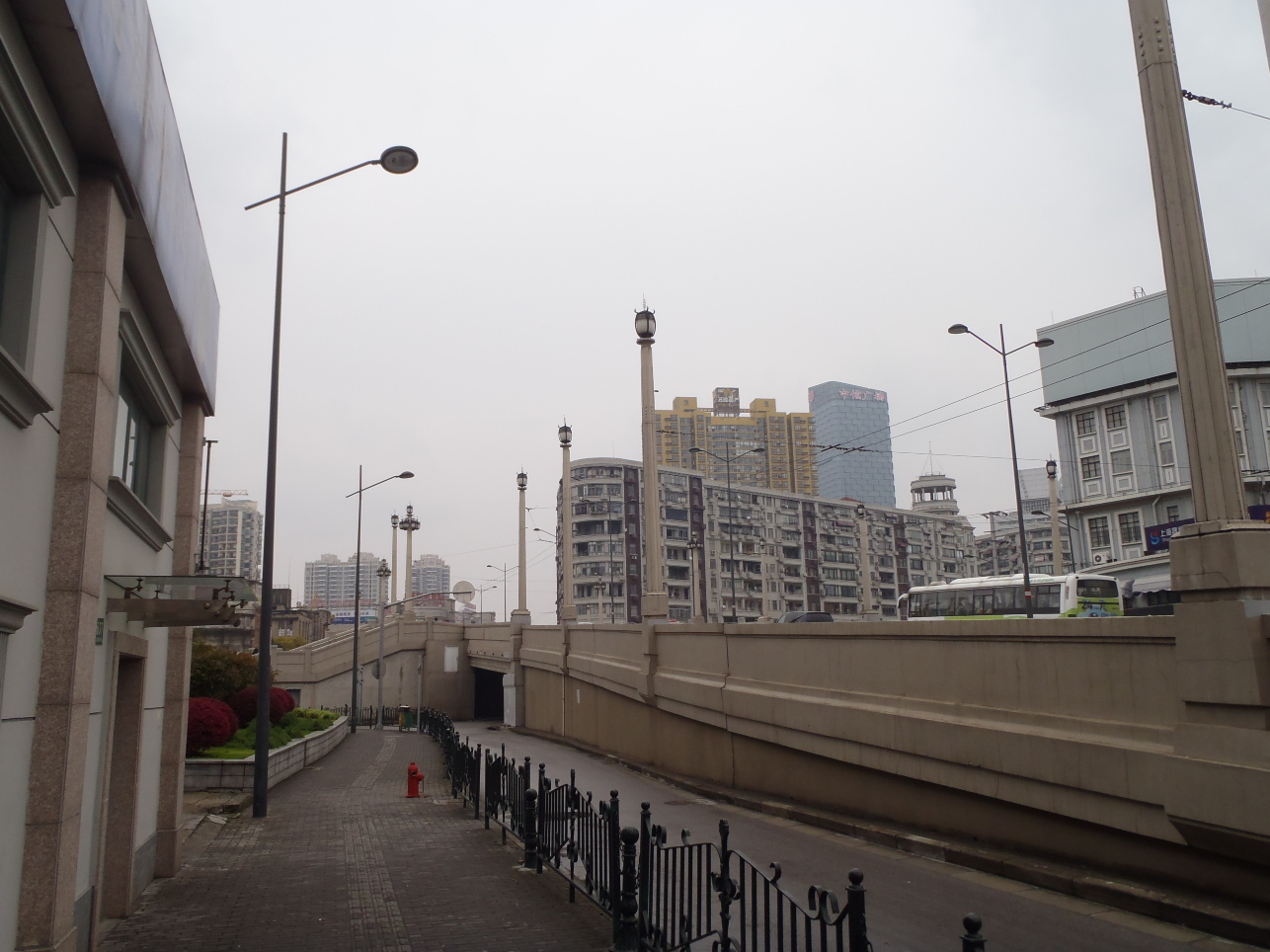 子鱼居酒店(上海外滩店)-浴室