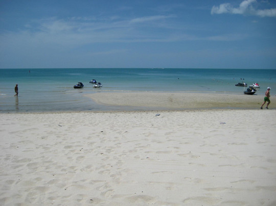 查武恩海滩-苏梅岛必去景点