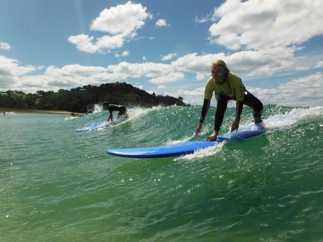 Surfaris Surf School & Tours景点图片