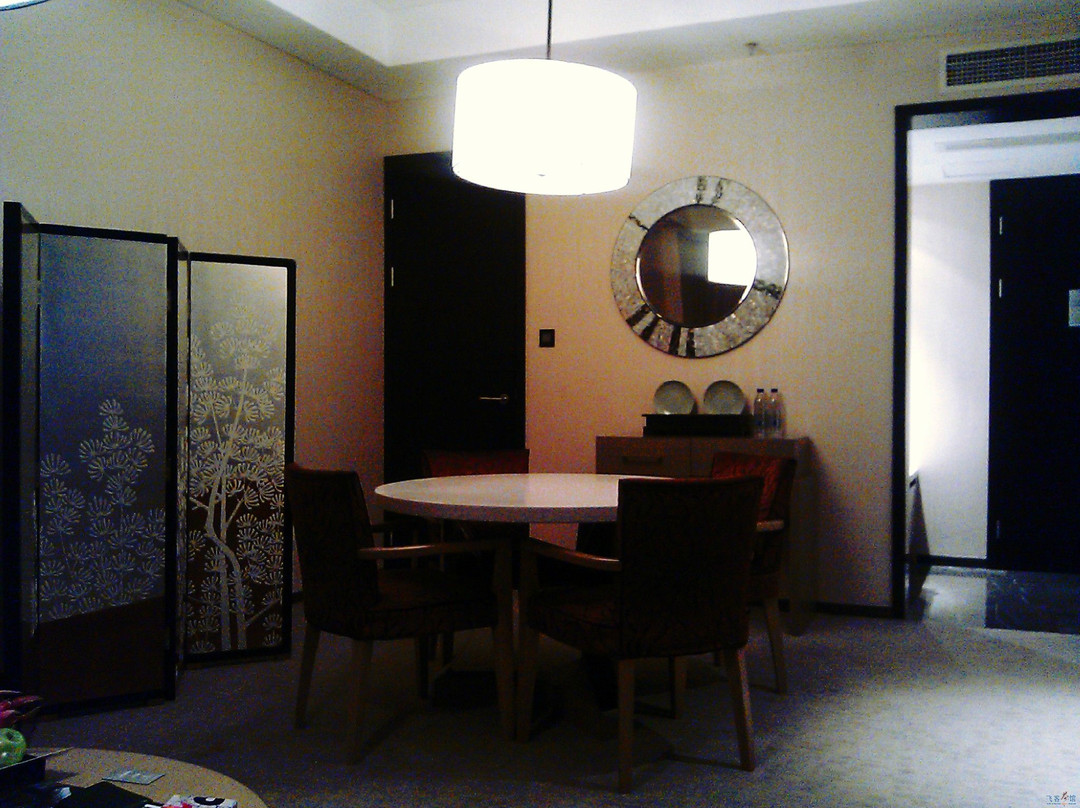 贵阳万丽酒店主图