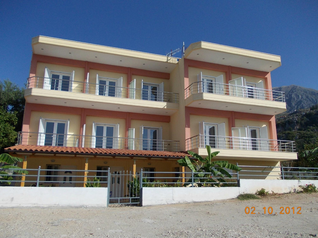 Dhermiu酒店住宿-Oasis Drymades Hotel