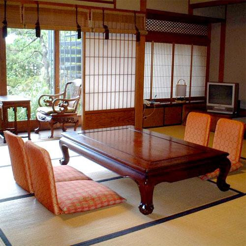 持明院