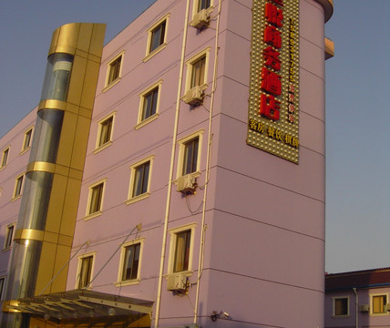 速8酒店上海浦东机场晨阳路店主图