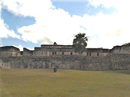 Zona Arqueológica de Kabah景点图片