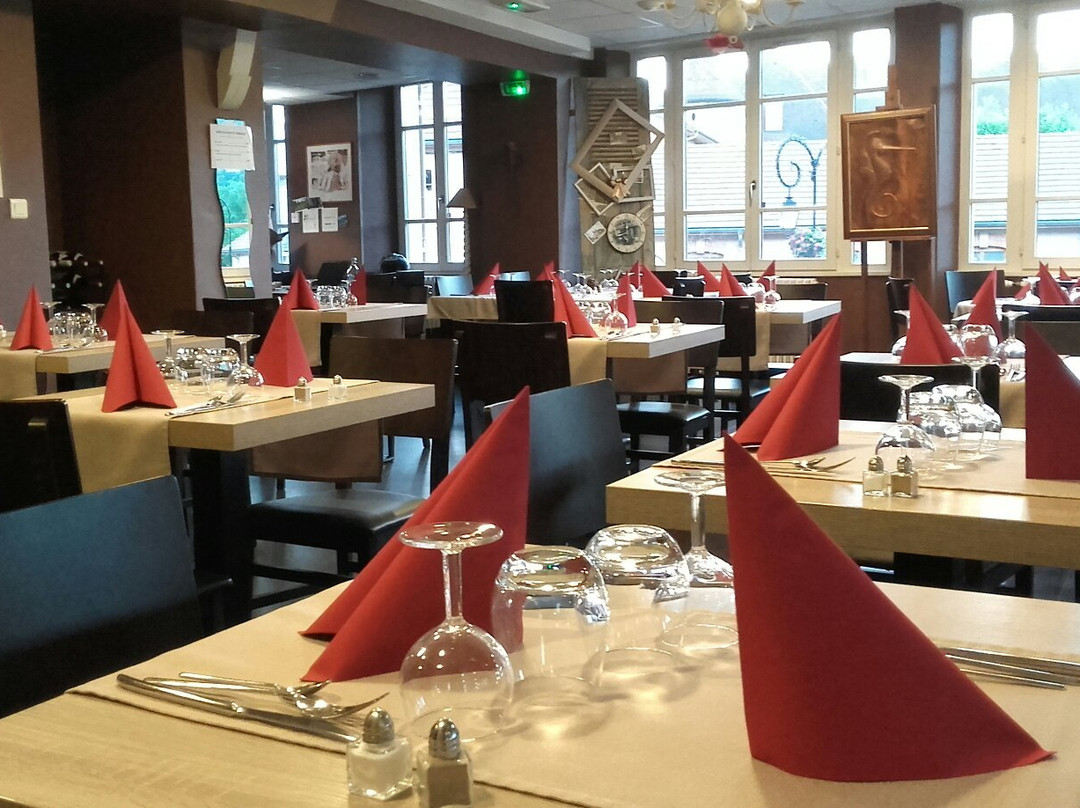 Saint-Bueil餐馆和美食-Auberge Du Val D’ainan