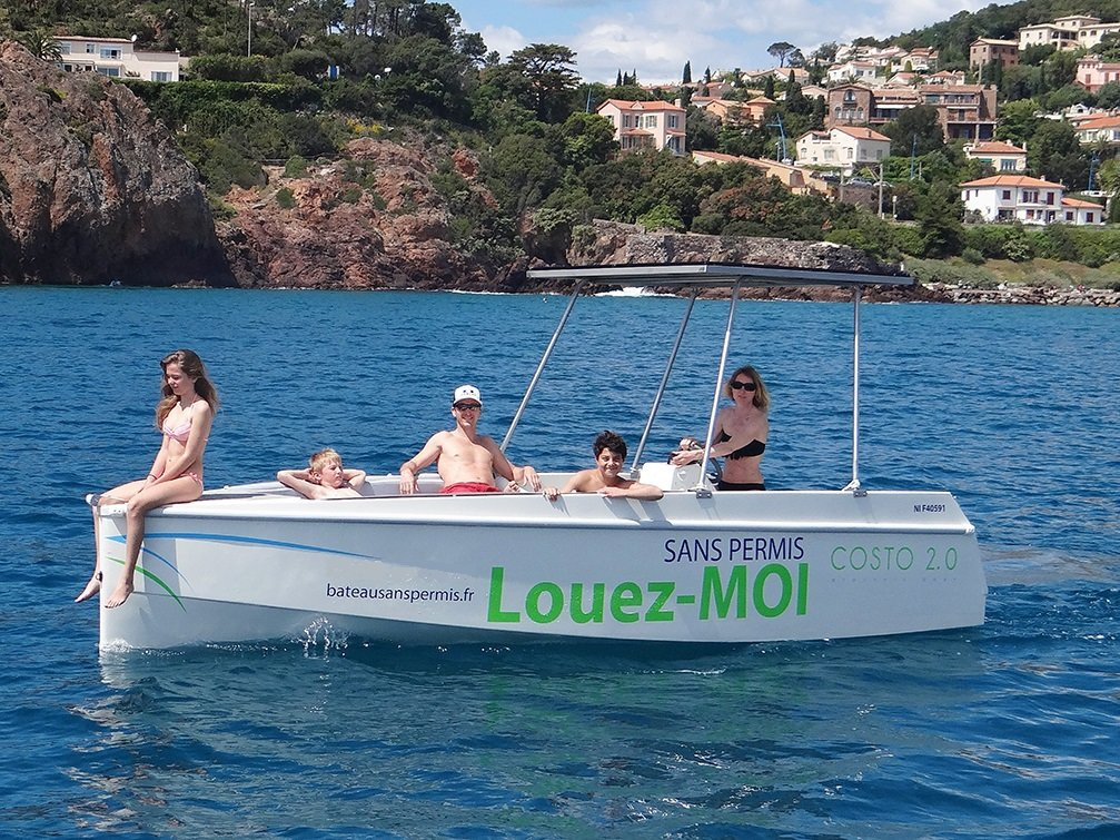 Solar Boat景点图片