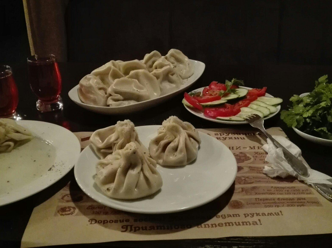 Znamensk餐馆和美食-Khinkalnaya Genatsvale