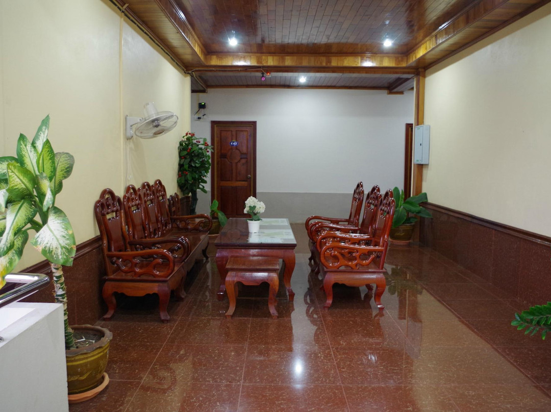 Vannida Hotel and Bungalow