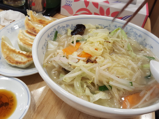 ぎょうざの満洲 鶴ヶ島脚折店