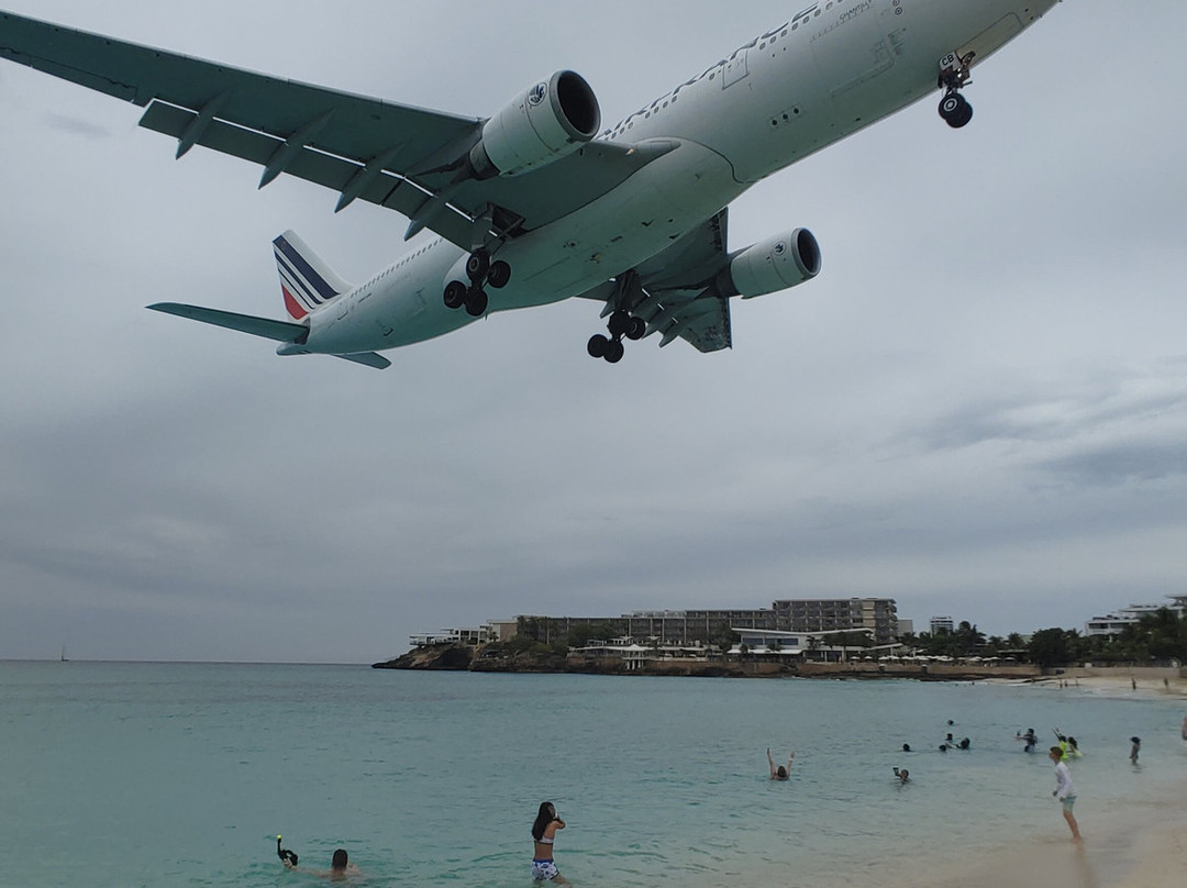 ATV Island-Pointe Blanche必去景点